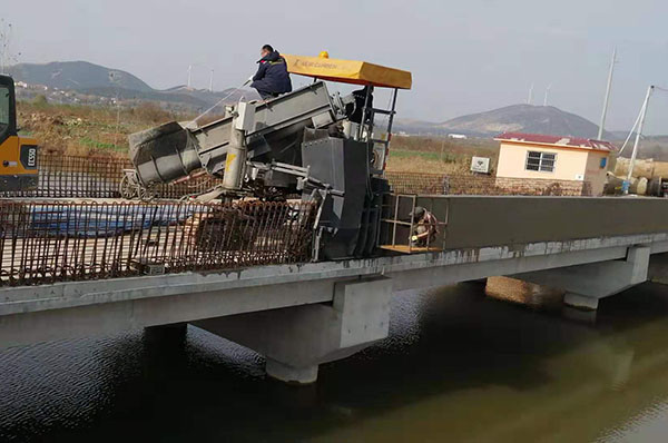 壓縮600.jpg 壓縮600.jpg