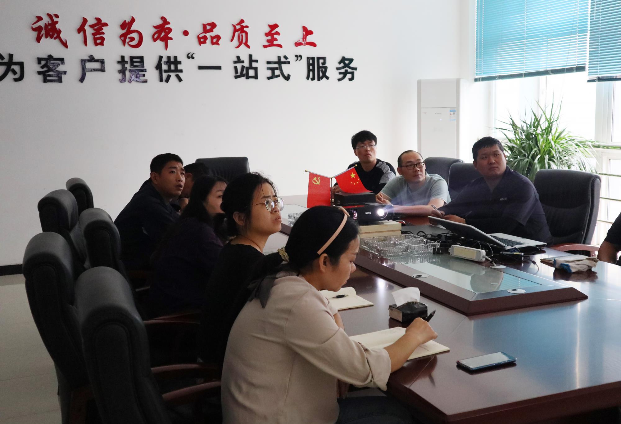 新路科技開展《消防安全知識培訓(xùn)》，提高員工安全意識及應(yīng)急措施